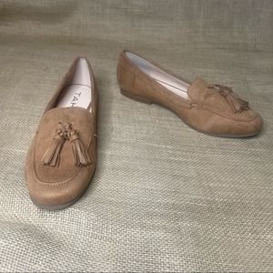 Tahari Alessia Tassel Loafers size 8.5